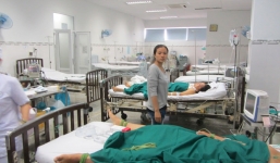 Hai mẹ con chủ nhà nghỉ bị khách trọ đâm trọng thương