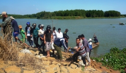 Bố nữ sinh tự tử vì học kém: 'Bố mẹ xin lỗi, bố mẹ biết lỗi rồi'