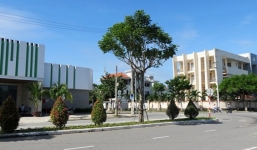 Ông chủ bí mật đứng sau showroom Đà Nẵng cấm người Việt