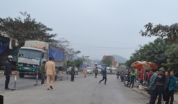 Tai nạn giao thông, một người đàn ông chết thảm dưới gầm xe tải