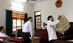 Đại gia Lê Ân: “Con trai cả nhìn giống mặt… quỷ”