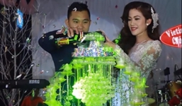 Đại gia miền Tây hồi môn 45 tỉ đồng trong đám cưới con