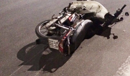 Đâm vào mố cầu, hai sinh viên chết thảm