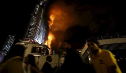 Video: Cháy dữ dội gần tòa tháp cao nhất thế giới ngay trước giao thừa