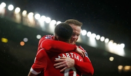 Tổng hợp trận đấu Man Utd 2-1 Swansea: Martial chói sáng