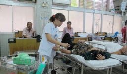 Tai nạn giao thông, 6 người trong gia đình cô dâu nhập viện