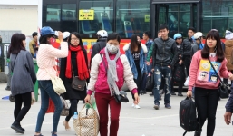 Các trường ĐH, CĐ sẽ chủ động liên hệ bán vé tàu xe Tết cho HS, SV