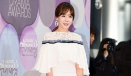 Nữ diễn viên 'Chuyện tình Paris' tuyên bố kết hôn ở tuổi 40