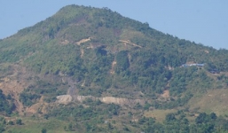 Nam thanh niên đi đào quặng chết thương tâm do bị đá đè