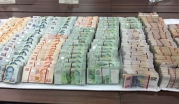 Hai người Việt bị bắt vì trộm gần 8 tỷ ở Singapore