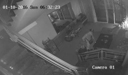 Tên trộm vào nhà 'chôm đồ' như chốn không người ở TP HCM