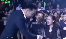 Clip Thành Trung bị chỉ trích vì ứng xử kém với Giang Hồng Ngọc