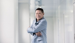 Hoàng Kiều, tỷ phú Mỹ gốc Việt tuổi Thân thành đạt