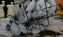 Vật thể lạ hình cầu mang chữ Trung Quốc rơi xuống Quảng Nam