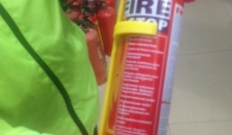 Bình chữa cháy mini: Cốt đẩy hàng, người bán hướng dẫn 'láo'