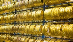 Giá vàng hôm nay 12/1: giá vàng thế giới quay đầu giảm mạnh