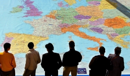 Mối họa năm 2016 của Mỹ: Châu Âu suy yếu