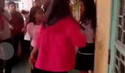 Thông tin về bốn nữ sinh đánh hội đồng bạn gái trong trường học