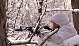 Đoàn xe chở 'Rồng lửa' S-300 của Nga bị 'phục kích'