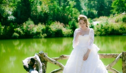 Mỹ Tâm hóa công chúa quyến rũ