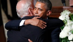 Câu chuyện xúc động giữa Obama và Phó Tổng thống Joe Biden