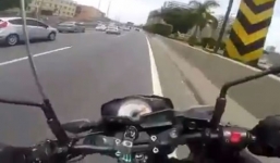 Video: Gặp nạn khi chạy trốn kẻ cướp