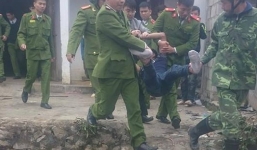 Đi Trung Quốc về, bỗng dưng vô cớ đánh người, đốt xe máy