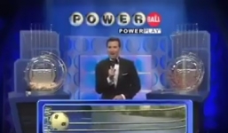 Video: Khoảnh khắc công bố giải xổ số độc đắc gần 1,6 tỷ USD