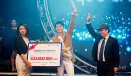 Hoài Lâm đại thắng với giải thưởng kép 'Bài hát của năm'