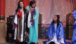 Trường Giang hóa thái giám, xung phong làm mẹ nuôi cho con Chí Tài