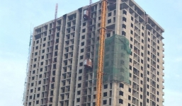 Hà Nội: Sập giàn giáo công trình chung cư, nhiều người bị thương