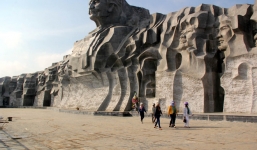 Tượng đài Mẹ Việt Nam anh hùng - Gợi nhớ công ơn, cội nguồn