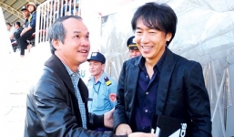 Bầu Đức bất ngờ muốn VFF không sa thải HLV Miura