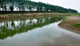 Phát hiện thi thể nữ sinh ở hồ tưới nước thanh long gần nhà