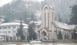 Miền Bắc sắp đón không khí lạnh cực mạnh, nhiều nơi có tuyết rơi