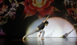 Quang Đăng hội ngộ Đàm Vĩnh Hưng, Ngân Khánh tại Singapore