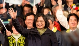 Bắc Kinh 'đe' Thái Anh Văn: Đừng đi vào chỗ chết