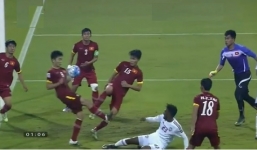 Video: Trọng tài đã nặng tay khi rút thẻ đỏ Xuân Trường