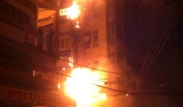 Đà Lạt: Khách sạn cháy lớn, du khách hoảng loạn tháo chạy