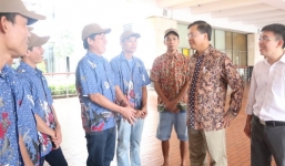 Indonesia trao trả 10 ngư dân Việt Nam về nước