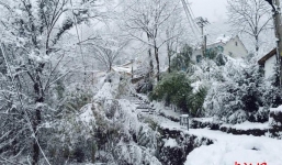 Video: Trung Quốc lạnh kỷ lục, nước sôi hóa đá trong tích tắc