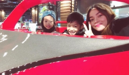 Hồ Ngọc Hà đưa Subeo đi chơi với bạn gái tại trung tâm thương mại