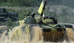 Video: Xe tăng Nga phô diễn sức mạnh ưu việt trên thao trường đầy tuyết