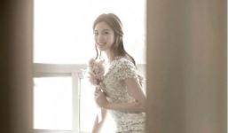 Ngắm vẻ đẹp của kiều nữ Hàn trong những mẫu váy cưới hot năm 2016