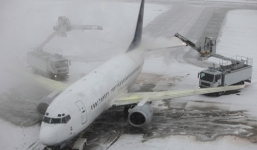 Động cơ đóng băng khiến máy bay phải hạ cánh khẩn