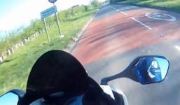 Tự ghi hình chạy mô tô quá tốc độ, tay lái trả giá bằng 2 năm tù