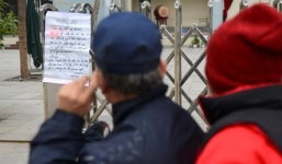 Nhiều trường tiếp tục nghỉ học tránh rét, phụ huynh lúng túng chuyện gửi con