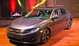 Honda Civic 2016 đạt tiêu chuẩn an toàn cao