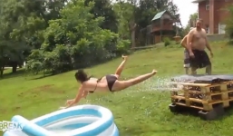 Những cú phi thân thất bại khiến khổ chủ đau đớn