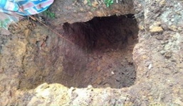 Chuyện lạ ở Hà Nội: 2 tháng trắng đêm đào hầm sang nhà hàng xóm